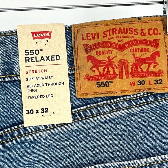 Levi Men's 550 Relaxed Fit Tapered Leg Jeans - Picture 7 of 8